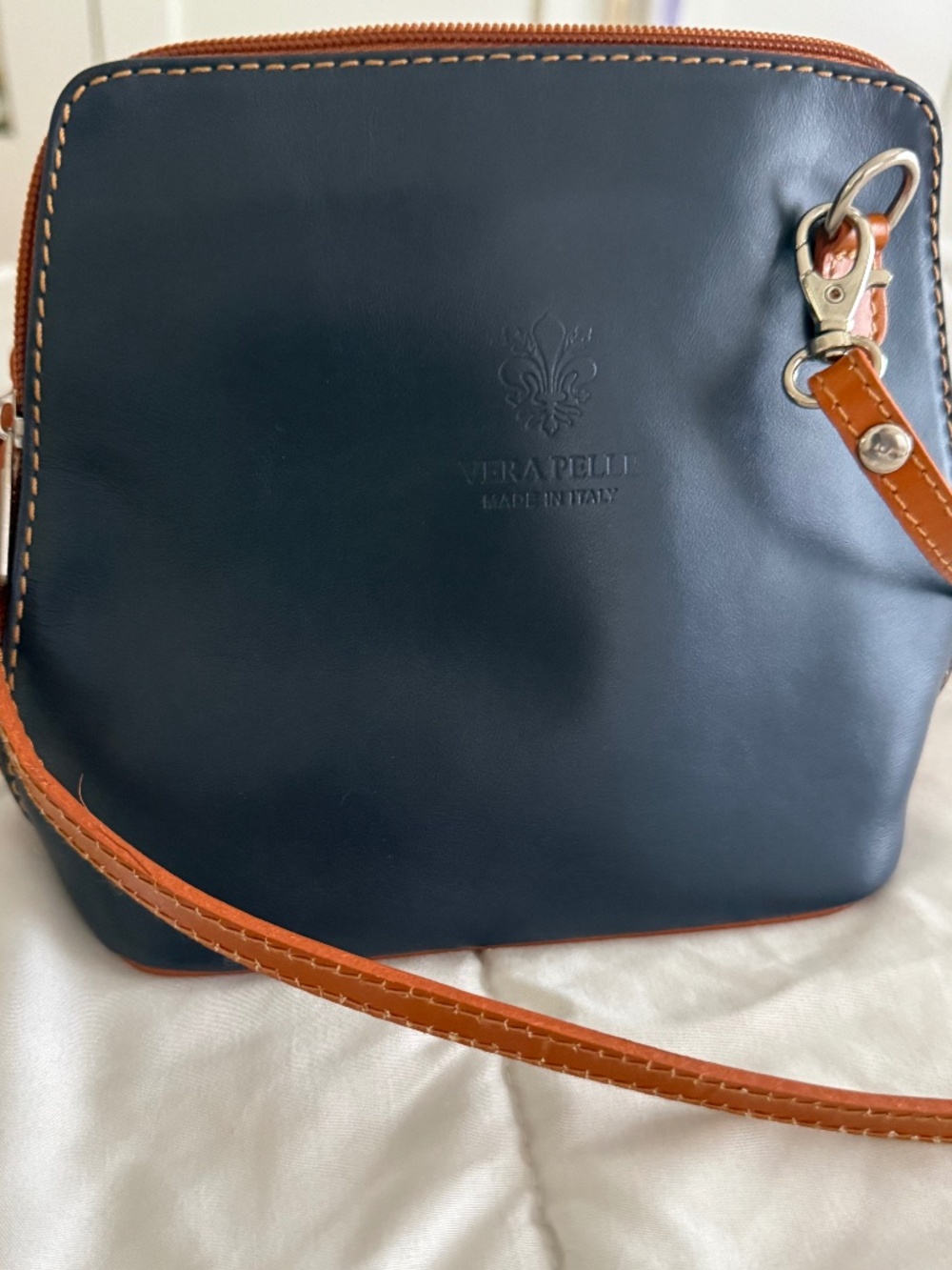 NWT Vera Pelle Made in Italy Genuine Leather Crossbody